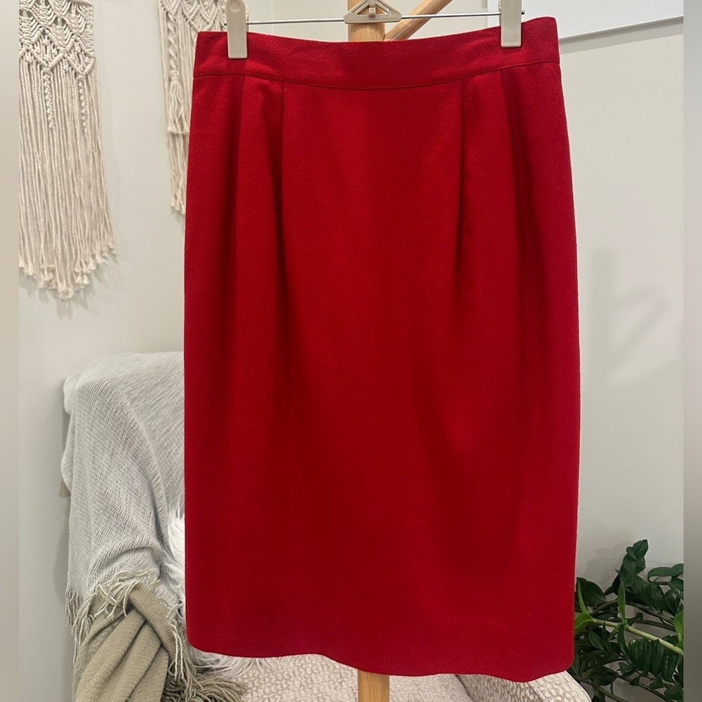 Sterling Collection Red 100% Wool Pencil Skirt Size vintage 10 USA Made